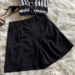 Uniqlo Trouser Short